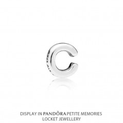 Petite Memories plata de ley Pandora Letra C