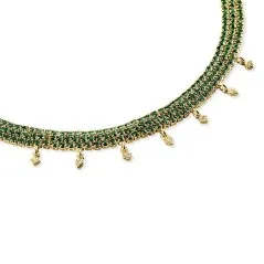 Choker de AGATHA PARÍS con baño de oro y pampillas con circonitas verdes