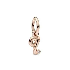 782476C01 - Charm Colgante con un recubrimiento en oro rosa de 14k Alfabeto Letra Minúscula Q​