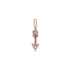 782466C01 - Mini Colgante Pandora ME con un recubrimiento en oro rosa de 14k Flecha de Amor