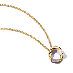 363303C01-45 - Collar con un recubrimiento en oro de 14k Círculo Forma Orgánica en Pavé y Perla Cultivada de Agua Dulce