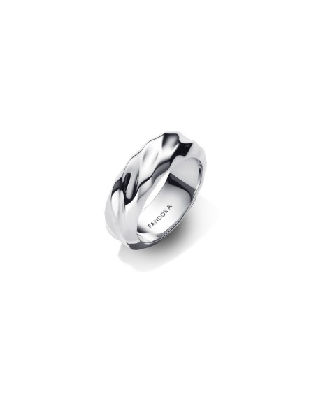 193886C00 - Anillo Banda Ancha Ondulada de Plata de Ley – Pandora ESSENCE