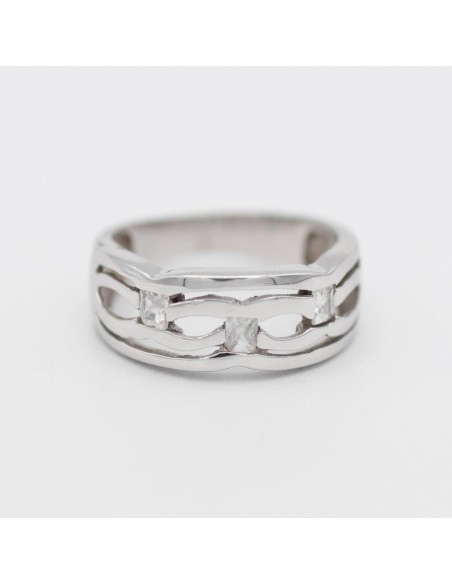 130128 - Anillo de oro blanco rodiado con 3 circonitas