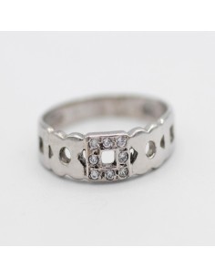 3575 - Anillo de oro blanco con 8 circonitas